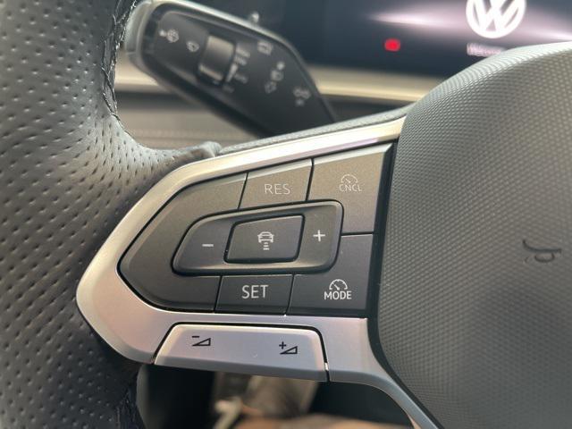 new 2025 Volkswagen Tiguan car, priced at $38,064