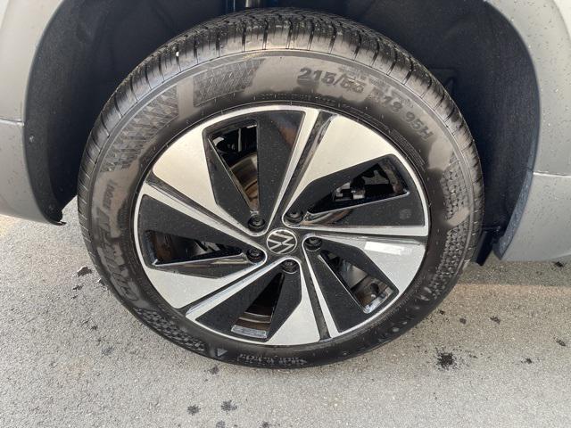 used 2024 Volkswagen Taos car, priced at $27,980