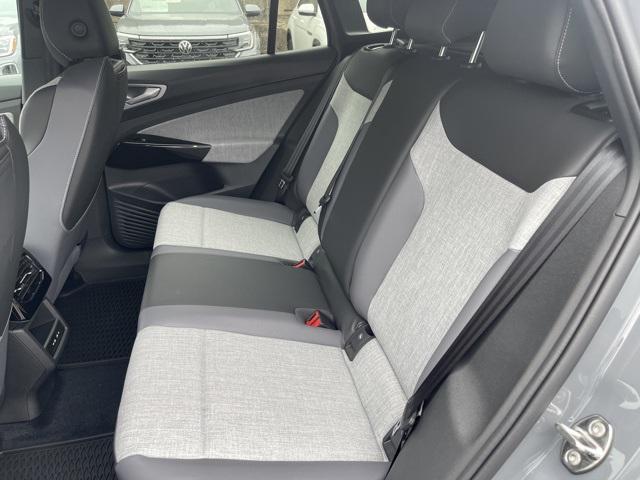 new 2025 Volkswagen ID.4 car, priced at $46,130