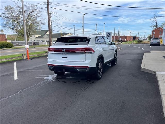 new 2024 Volkswagen Atlas Cross Sport car, priced at $43,550