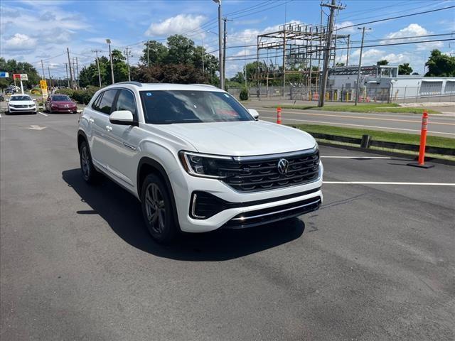 new 2024 Volkswagen Atlas Cross Sport car, priced at $52,396