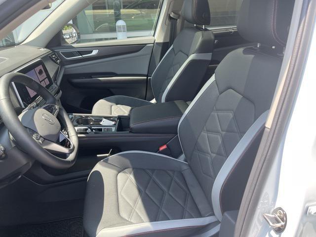 used 2024 Volkswagen Atlas car, priced at $42,960