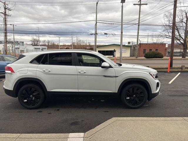 new 2025 Volkswagen Atlas Cross Sport car, priced at $43,508