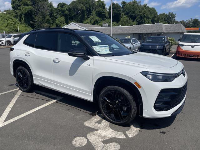 new 2025 Volkswagen Tiguan car, priced at $37,983