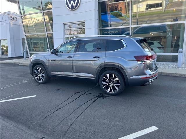 new 2024 Volkswagen Atlas car, priced at $56,316