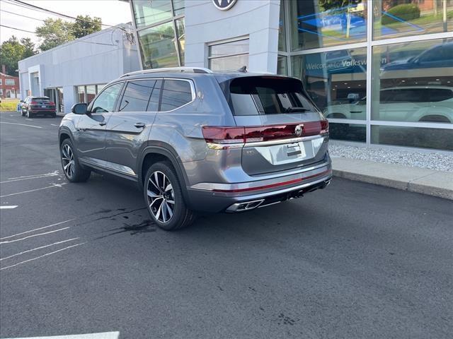 new 2024 Volkswagen Atlas car, priced at $56,316