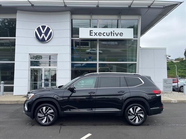 new 2024 Volkswagen Atlas car, priced at $51,784