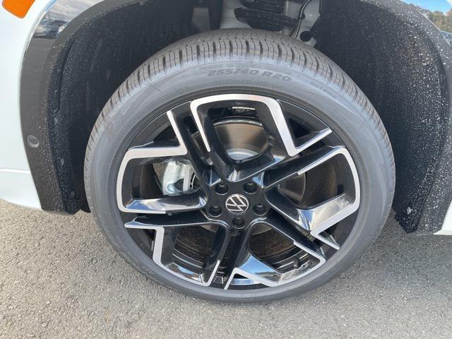 new 2026 Volkswagen Tiguan car, priced at $44,783