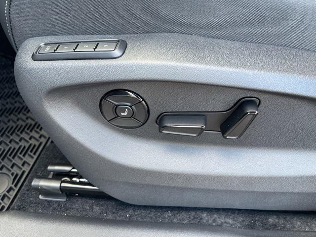 new 2026 Volkswagen Tiguan car, priced at $44,783