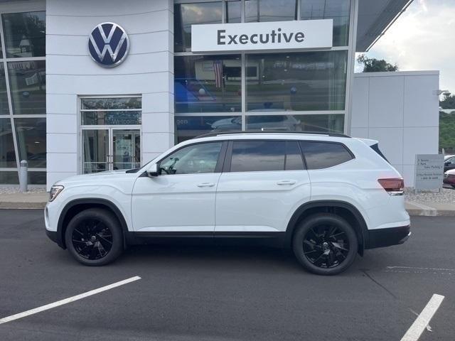 new 2024 Volkswagen Atlas car, priced at $47,967