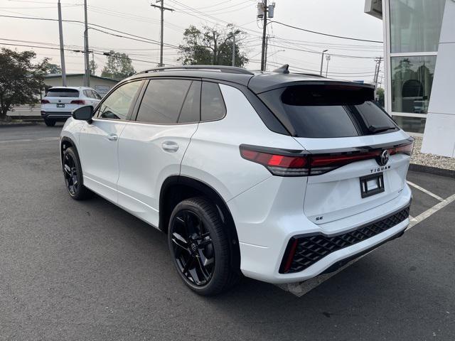 new 2025 Volkswagen Tiguan car, priced at $37,222