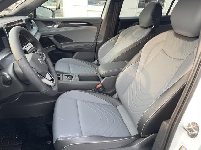 new 2025 Volkswagen Tiguan car, priced at $37,222