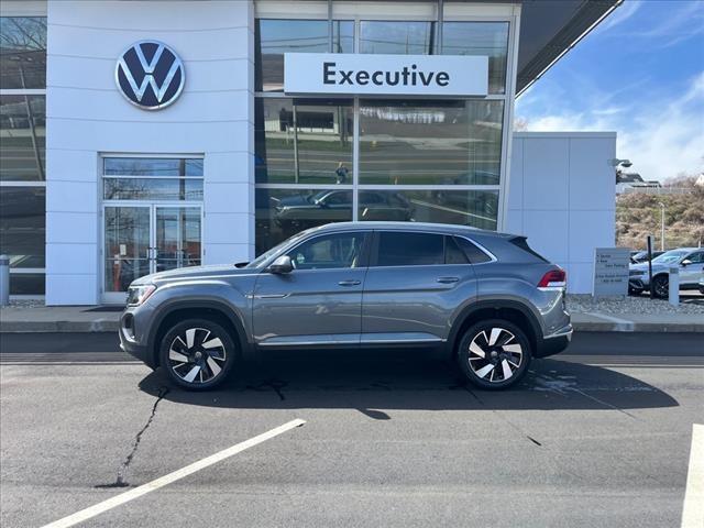 new 2024 Volkswagen Atlas Cross Sport car, priced at $48,237