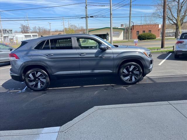 new 2024 Volkswagen Atlas Cross Sport car, priced at $48,237