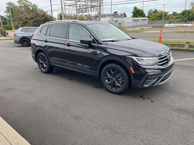 new 2024 Volkswagen Tiguan car, priced at $36,874