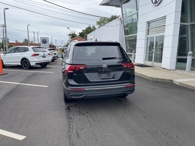 new 2024 Volkswagen Tiguan car, priced at $36,874