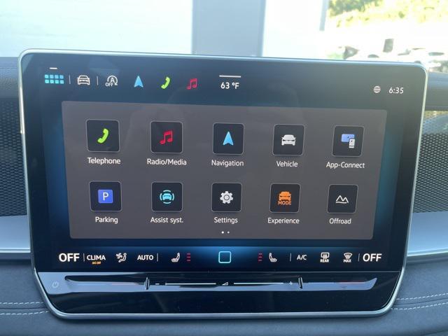 new 2025 Volkswagen Tiguan car, priced at $34,681