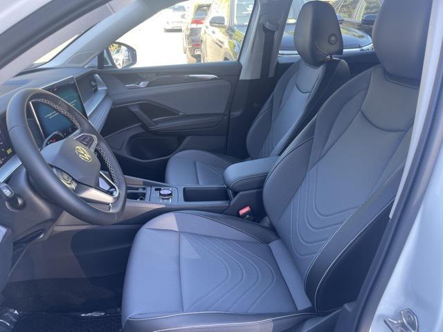 new 2025 Volkswagen Tiguan car, priced at $34,681