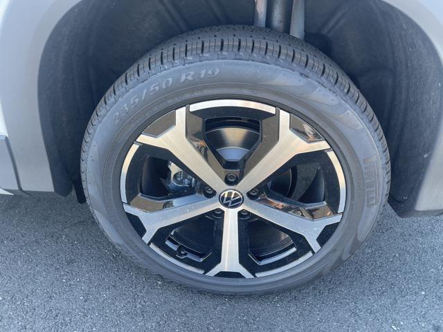 new 2025 Volkswagen Tiguan car, priced at $34,681