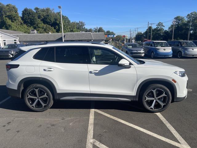 new 2025 Volkswagen Tiguan car, priced at $34,681
