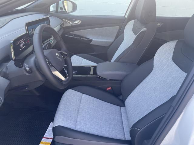 new 2025 Volkswagen ID.4 car, priced at $45,805