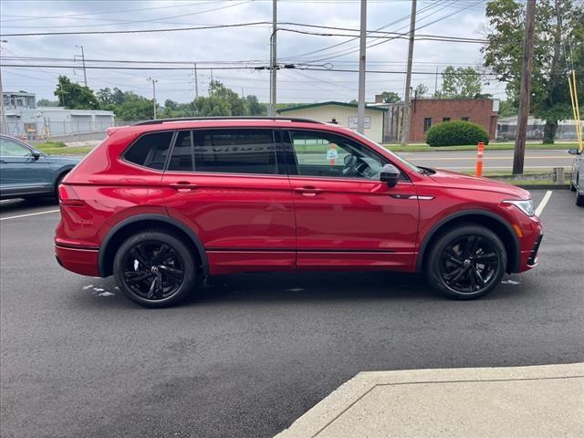 new 2024 Volkswagen Tiguan car, priced at $39,179