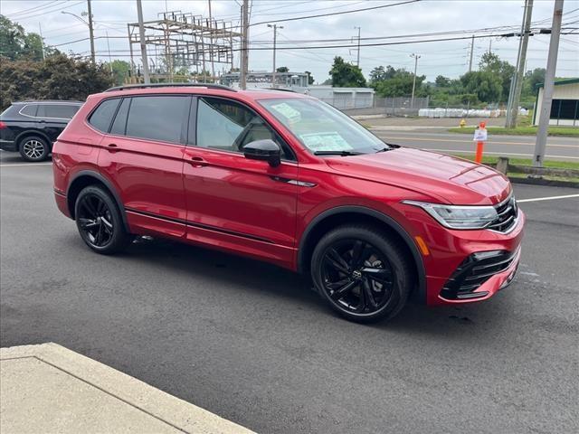 new 2024 Volkswagen Tiguan car, priced at $39,179