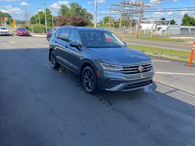 new 2024 Volkswagen Tiguan car, priced at $36,586