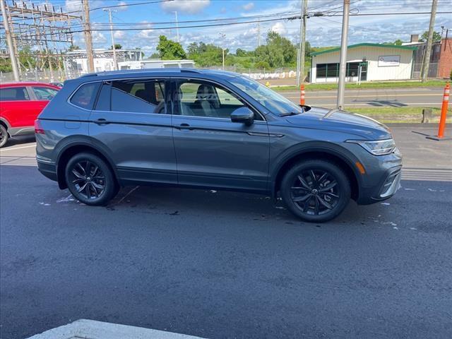 new 2024 Volkswagen Tiguan car, priced at $36,586