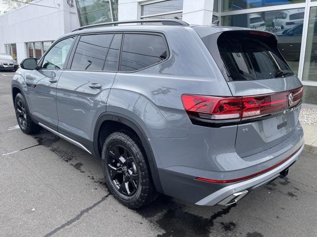 new 2025 Volkswagen Atlas car, priced at $47,746