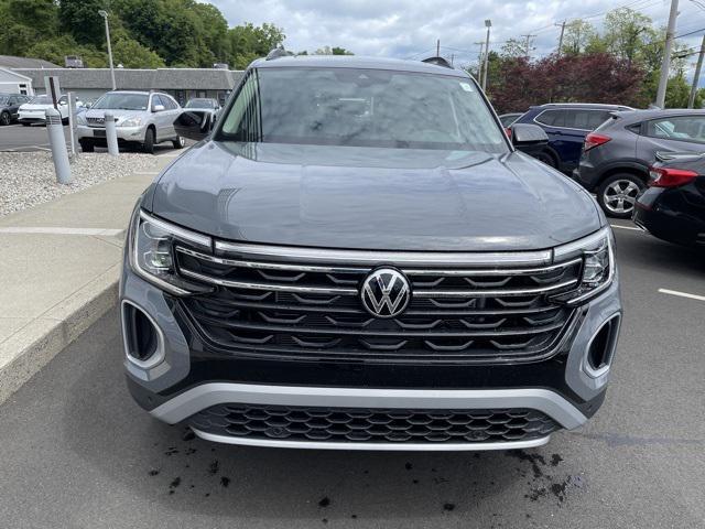 new 2025 Volkswagen Atlas car, priced at $47,381