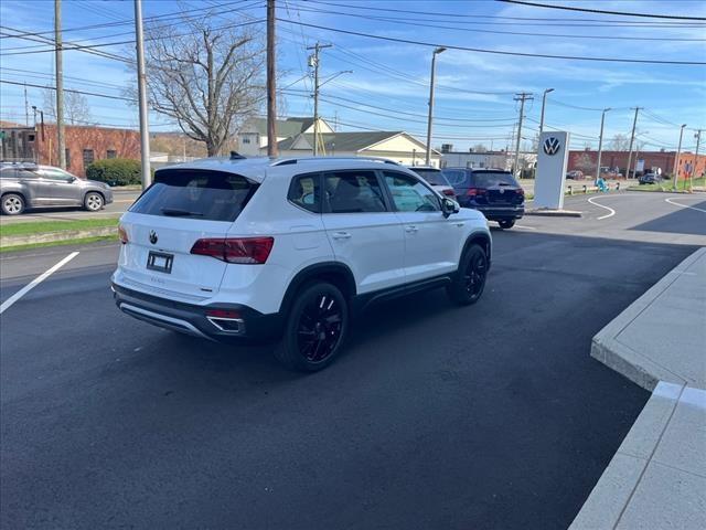 new 2024 Volkswagen Taos car, priced at $35,103