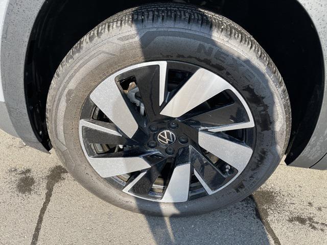 used 2024 Volkswagen Atlas Cross Sport car, priced at $40,958