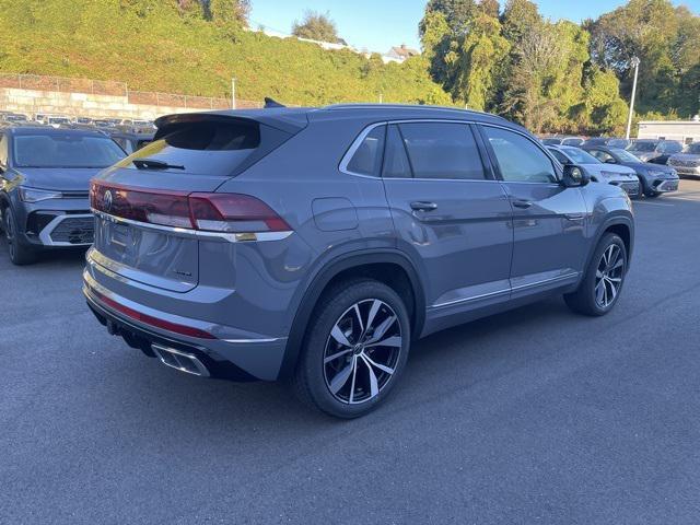 new 2026 Volkswagen Atlas Cross Sport car, priced at $54,447