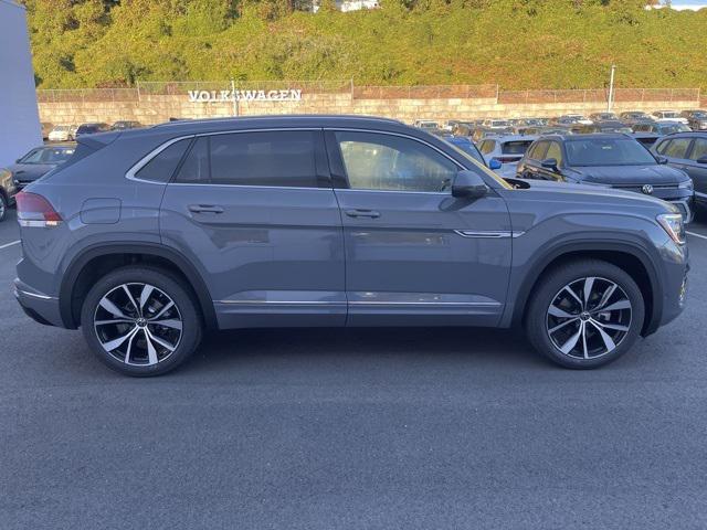 new 2026 Volkswagen Atlas Cross Sport car, priced at $54,447