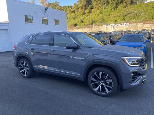 new 2026 Volkswagen Atlas Cross Sport car, priced at $54,447
