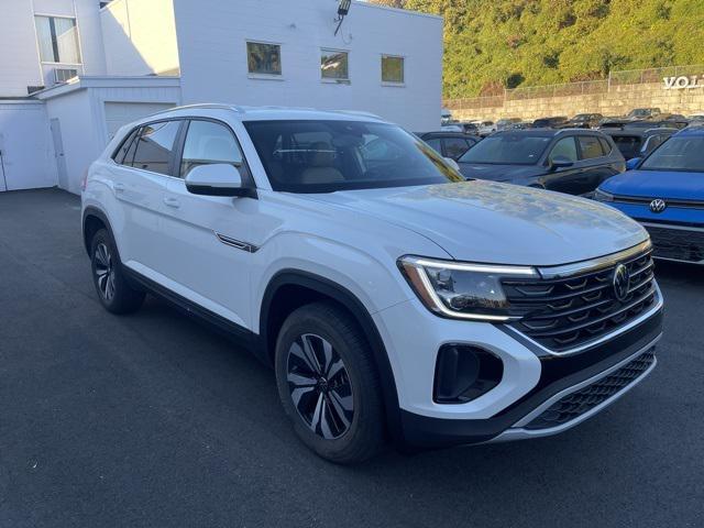new 2026 Volkswagen Atlas Cross Sport car, priced at $41,116