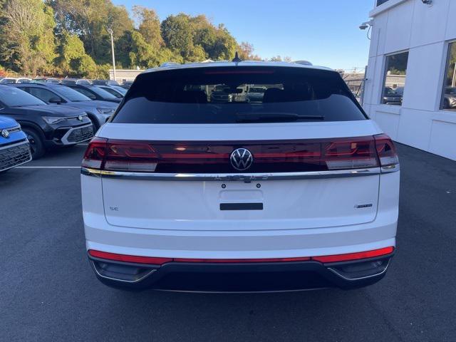 new 2026 Volkswagen Atlas Cross Sport car, priced at $41,116