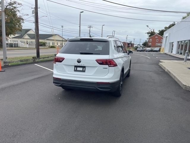 new 2024 Volkswagen Tiguan car, priced at $36,701