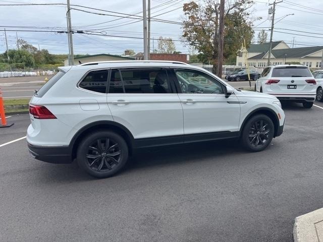 new 2024 Volkswagen Tiguan car, priced at $36,701