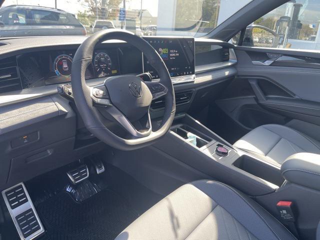 new 2025 Volkswagen Tiguan car, priced at $36,963