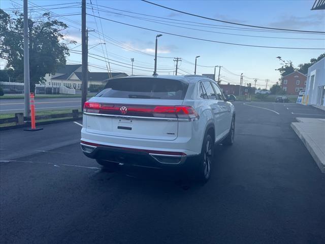 new 2024 Volkswagen Atlas Cross Sport car, priced at $50,946