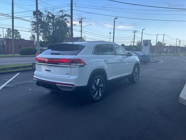 new 2024 Volkswagen Atlas Cross Sport car, priced at $50,946