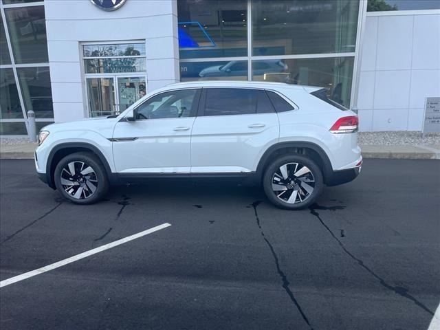 new 2024 Volkswagen Atlas Cross Sport car, priced at $50,946