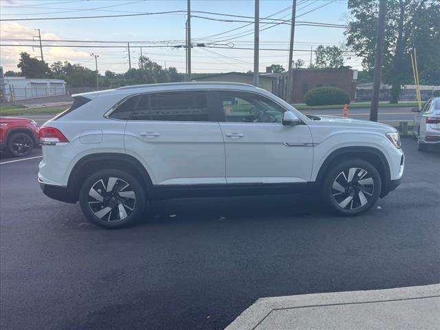 new 2024 Volkswagen Atlas Cross Sport car, priced at $50,946