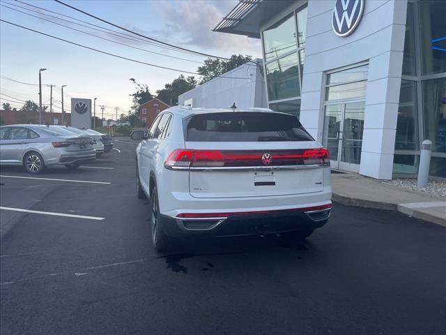 new 2024 Volkswagen Atlas Cross Sport car, priced at $50,946