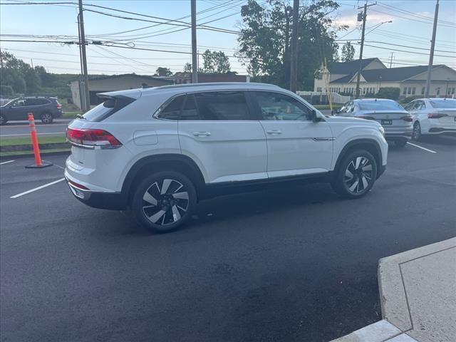 new 2024 Volkswagen Atlas Cross Sport car, priced at $50,946