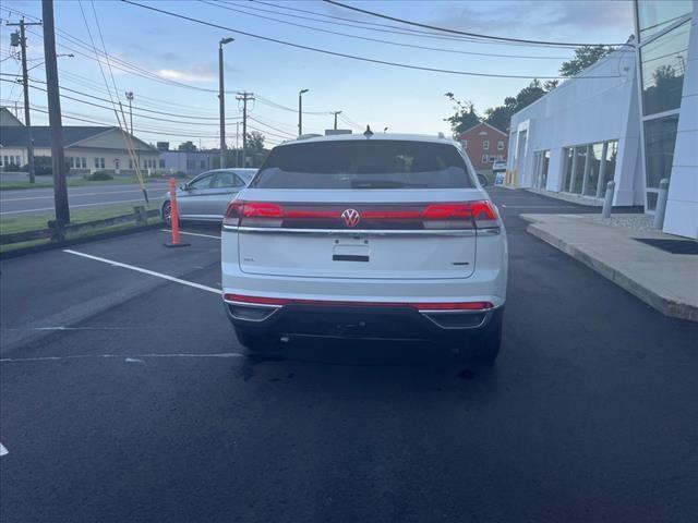 new 2024 Volkswagen Atlas Cross Sport car, priced at $50,946