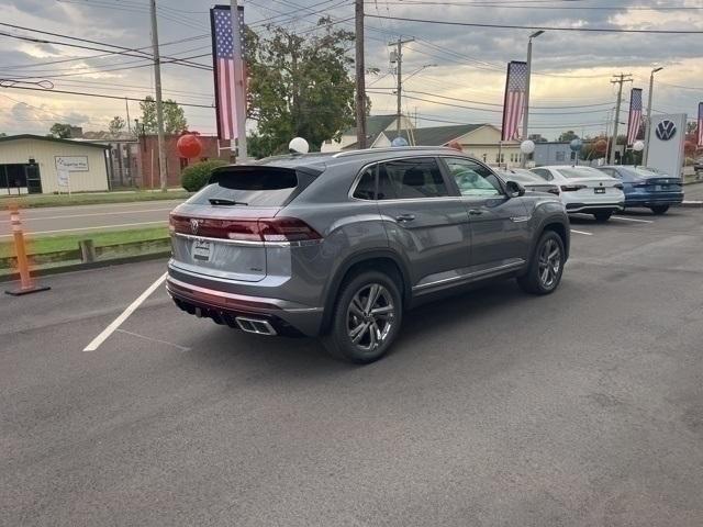 new 2024 Volkswagen Atlas Cross Sport car, priced at $52,021