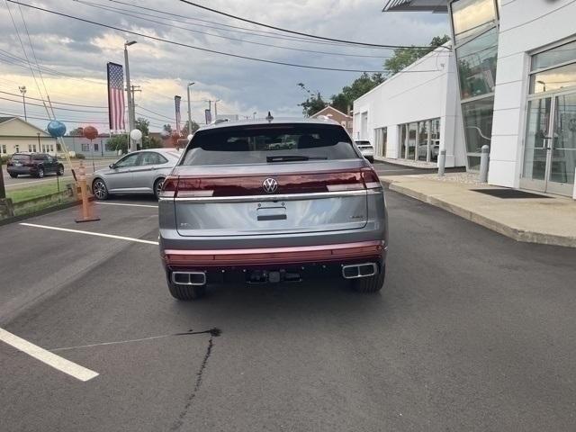 new 2024 Volkswagen Atlas Cross Sport car, priced at $52,021